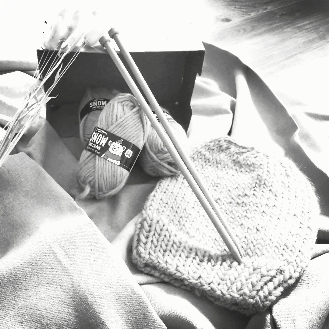 Warme muts breien - DIY kit - Foto