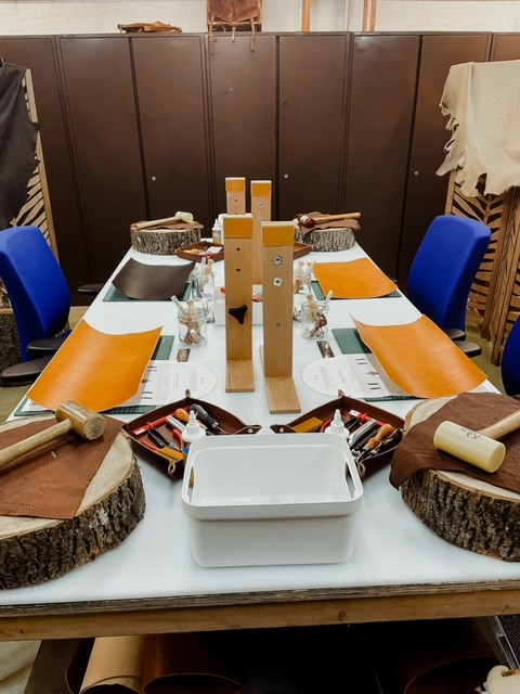 Workshop Lederen heuptas / schoudertas - Foto