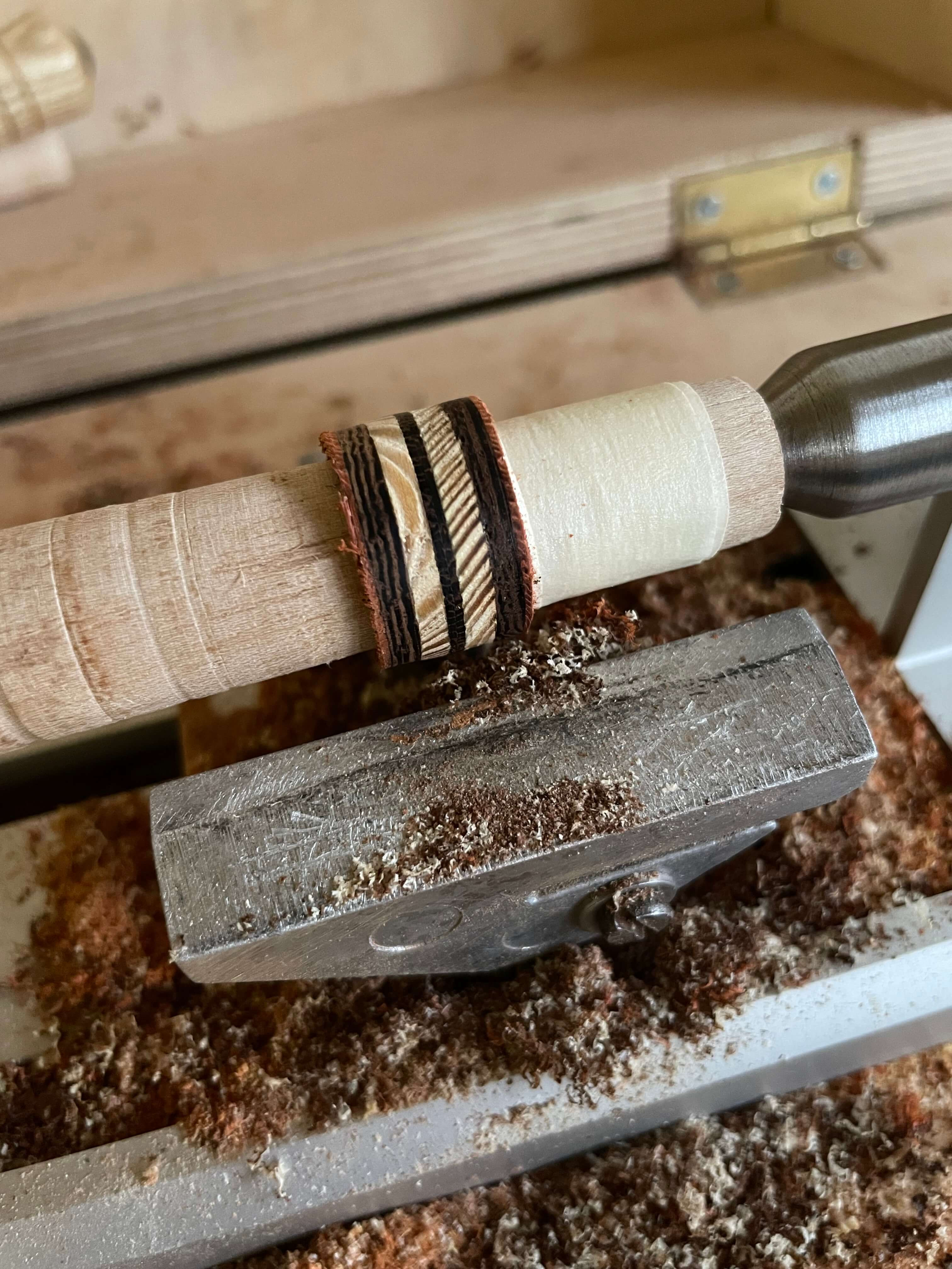 Workshop - Houten Sieraden Maken (6 uur) - Foto