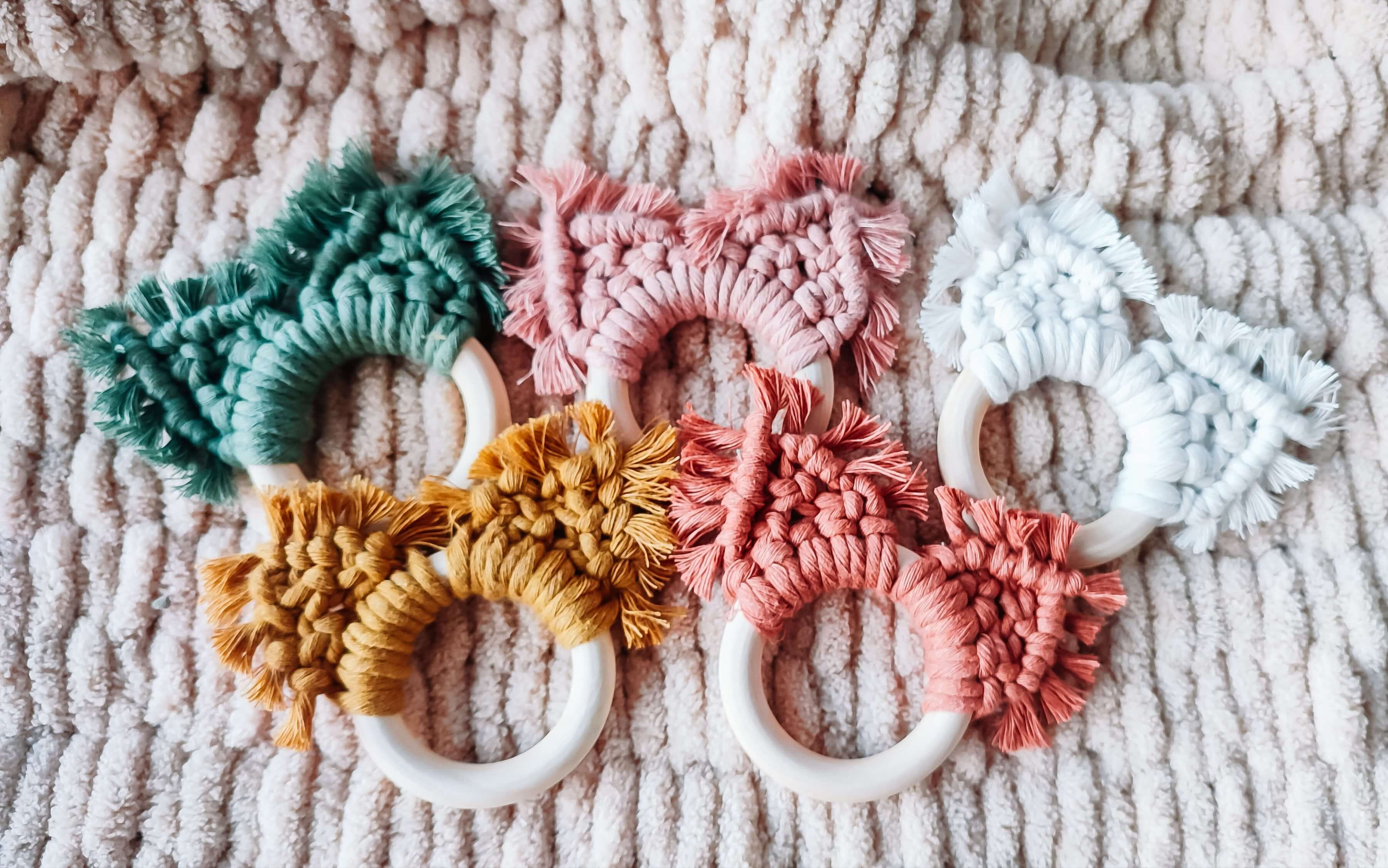 Babyshower workshop: Knoop je Schattige Grijpringenduo 🐰🦊 - Foto