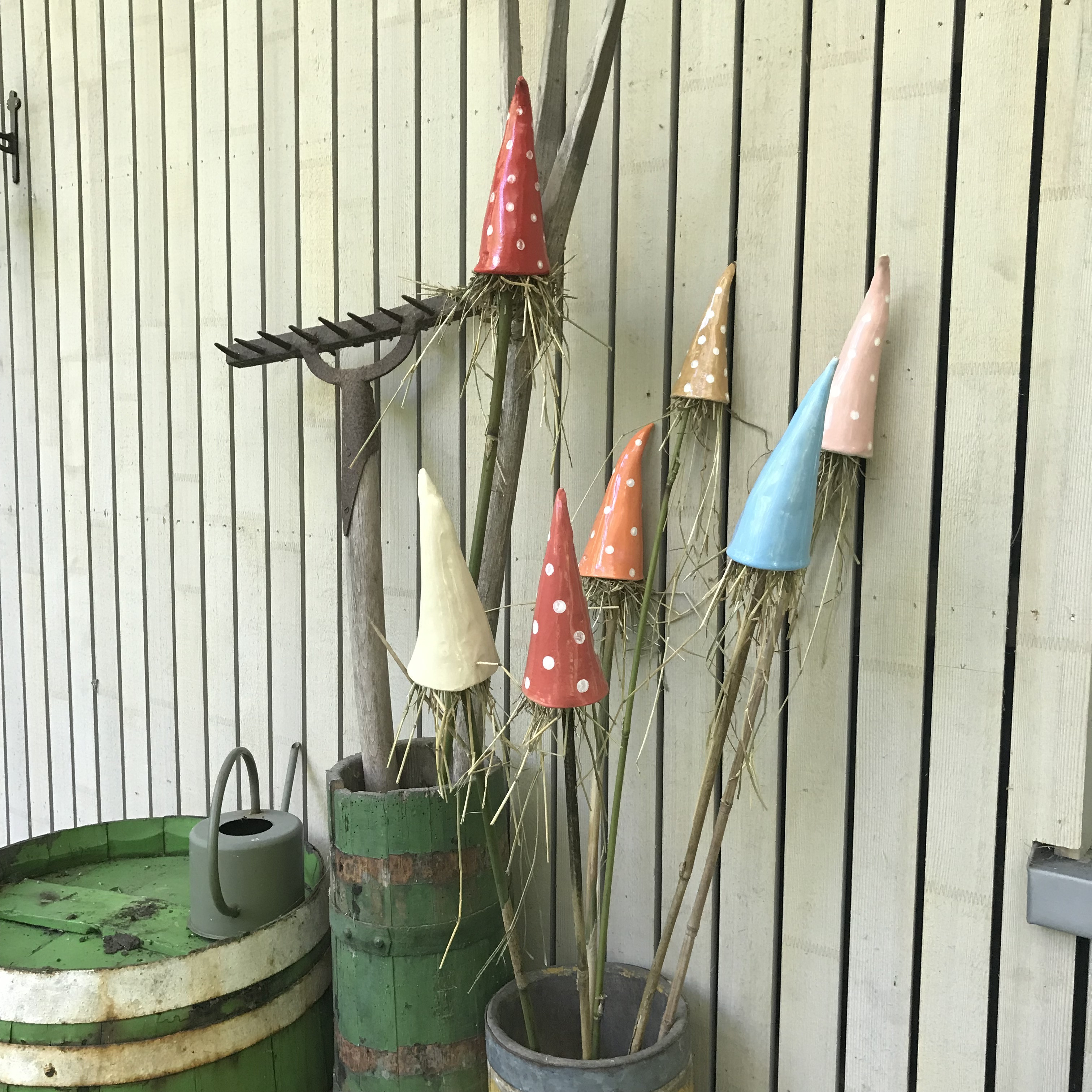 Workshop Kaboutermutsen in keramiek (privé groep) - Foto