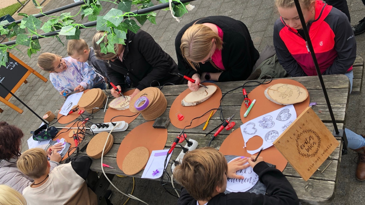 Workshop Pyrografie - open animatie op event - Foto