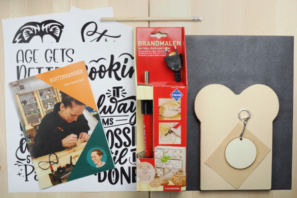 DIY pakket houtbranden / pyrografie boterham