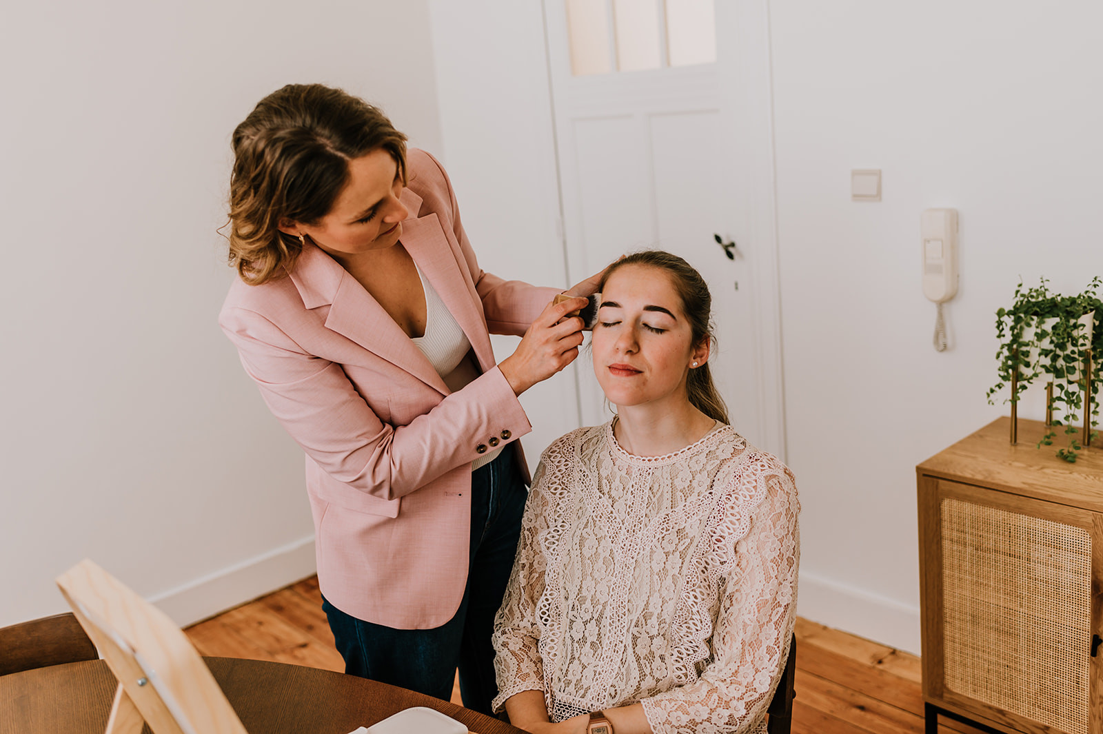 Minerale make-up workshop privé of in groep - Foto