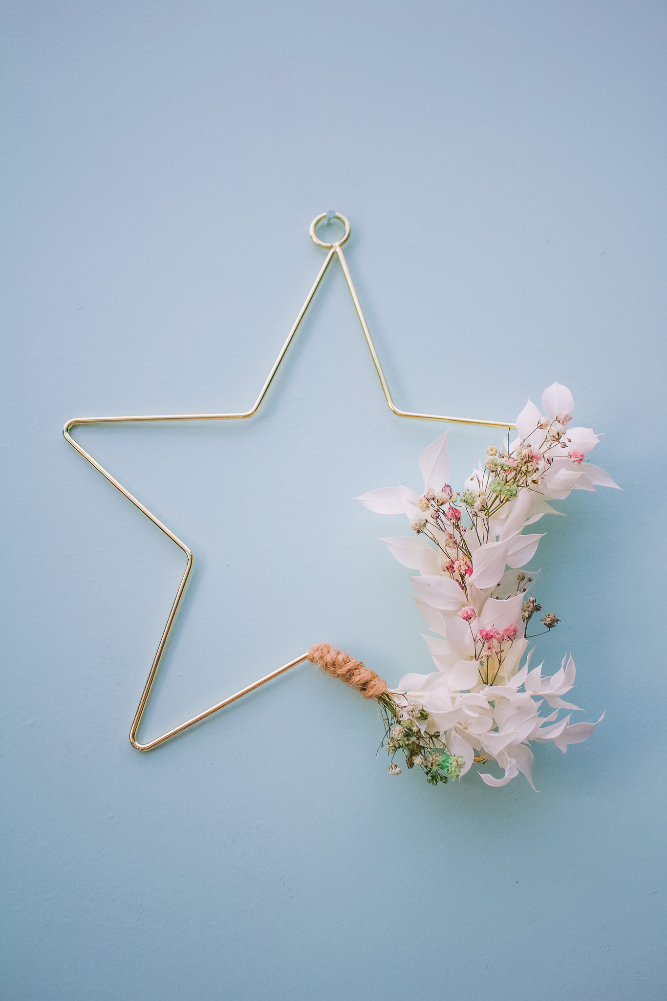 Workshop florale kerstversiering met droogbloemen - Foto