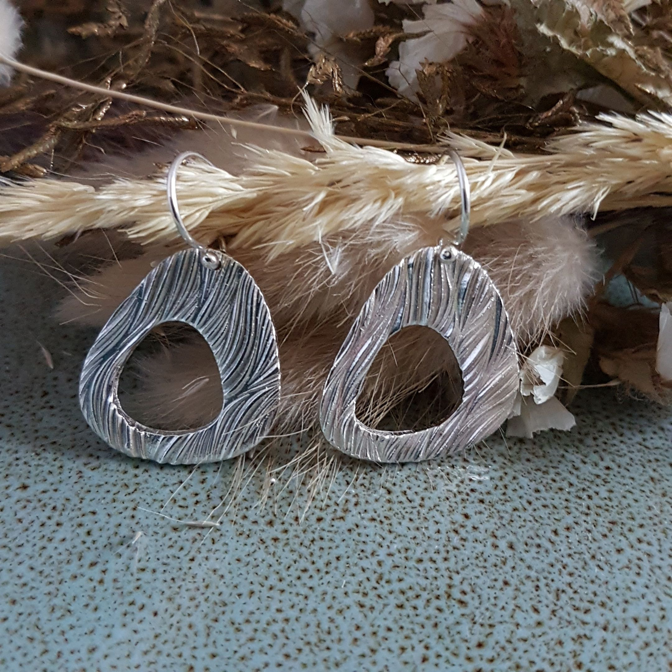 Workshop Zilverklei Oorbellen en/of Hangers met vriendinnen, familie, collega's,... of als vrijgezelle-party - Foto