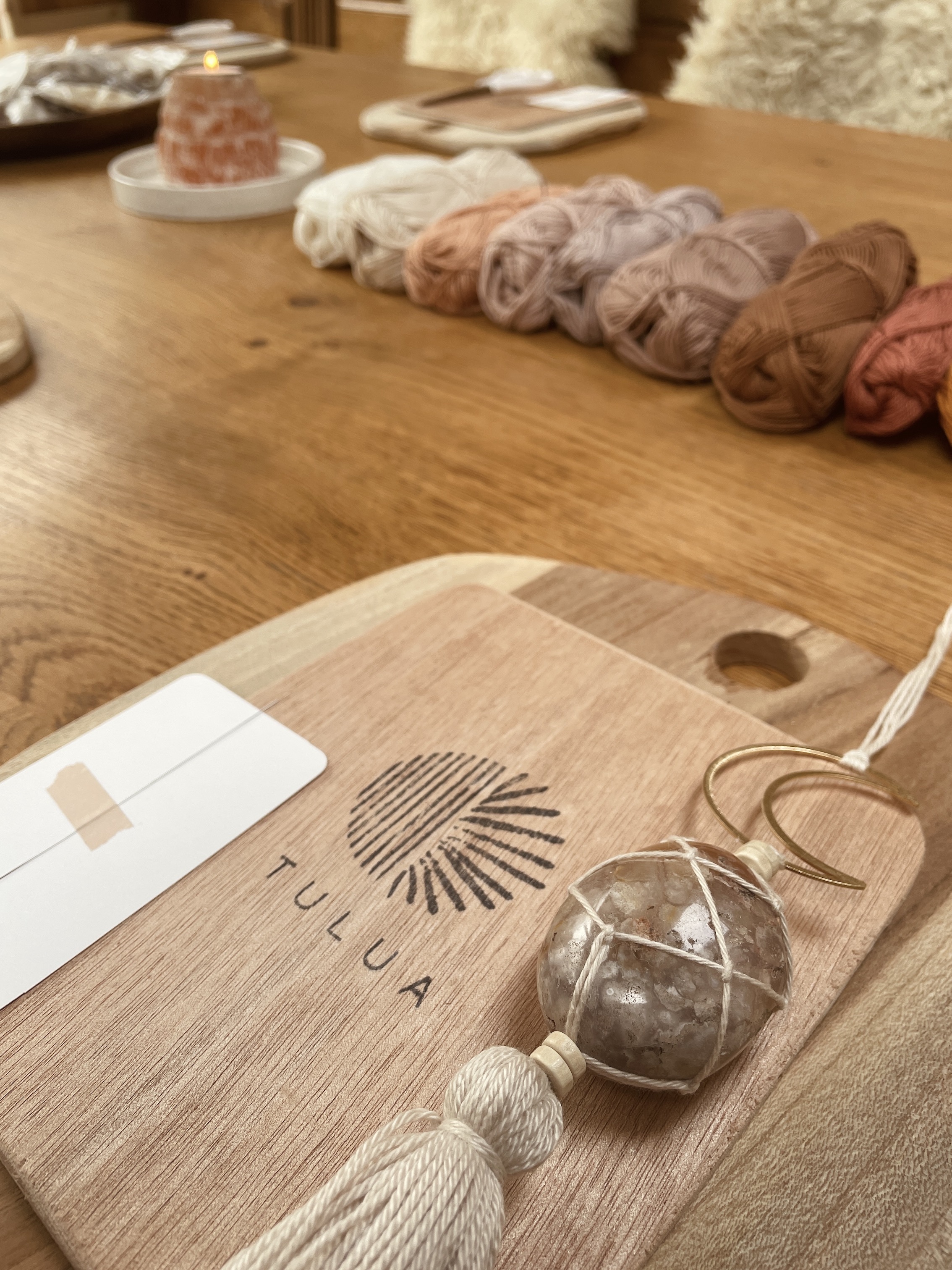 Workshop Maak je eigen edelstenenhanger 🌙 - Foto