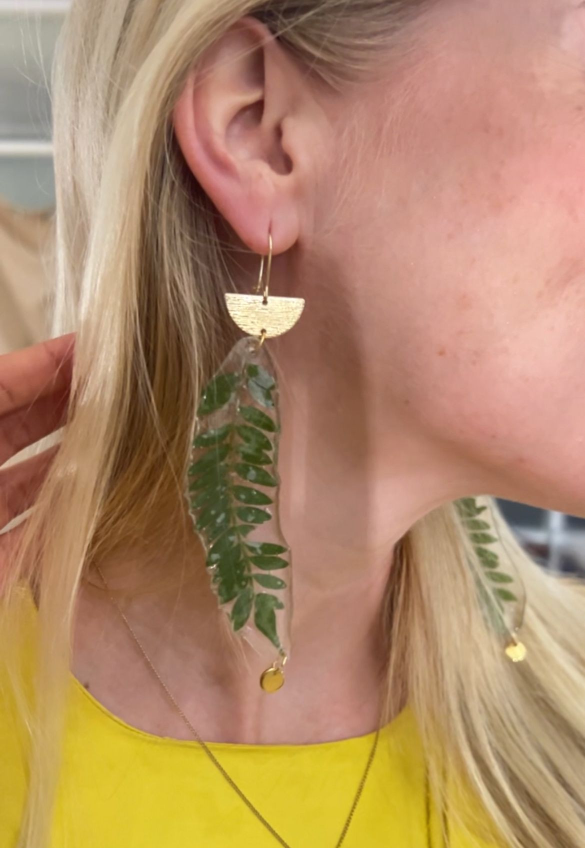 Workshop: Sieraden van echte bloemen! - Foto
