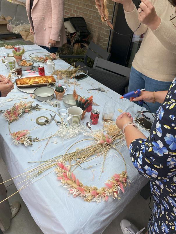 Workshop Droogbloemenkrans  (privé groep) - Foto