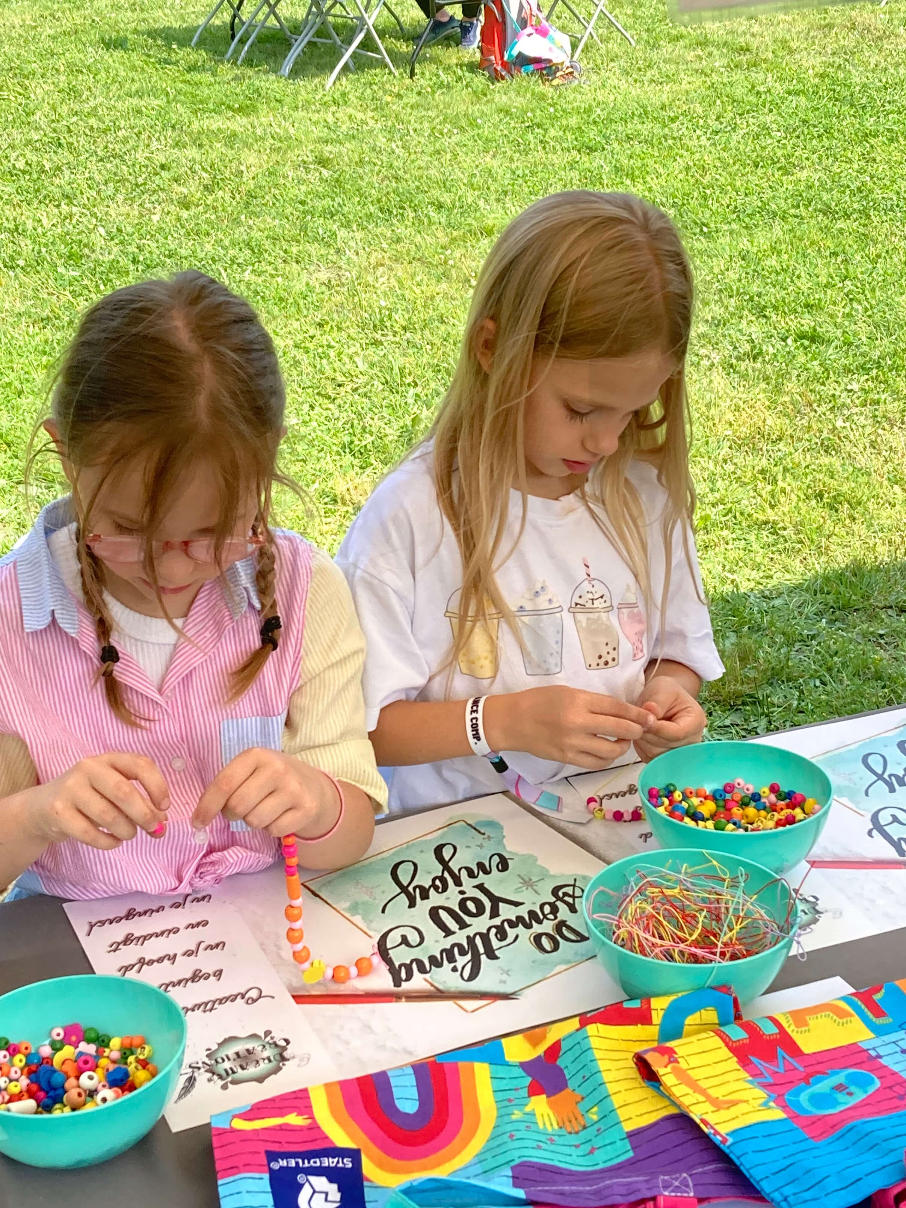 Walk-in workhop of Kinderanimatie Workshop - Kralenarmbandje maken