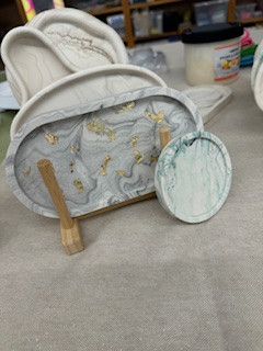 Jesmonite Workshop met jouw groep ✨ - Foto