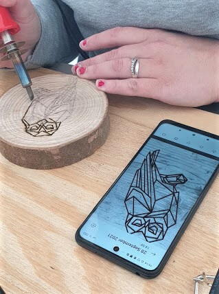 Workshop pyrografie als teamuitje