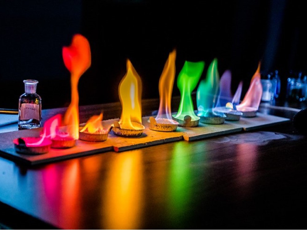 Workshop gekleurd vuur maken - Foto