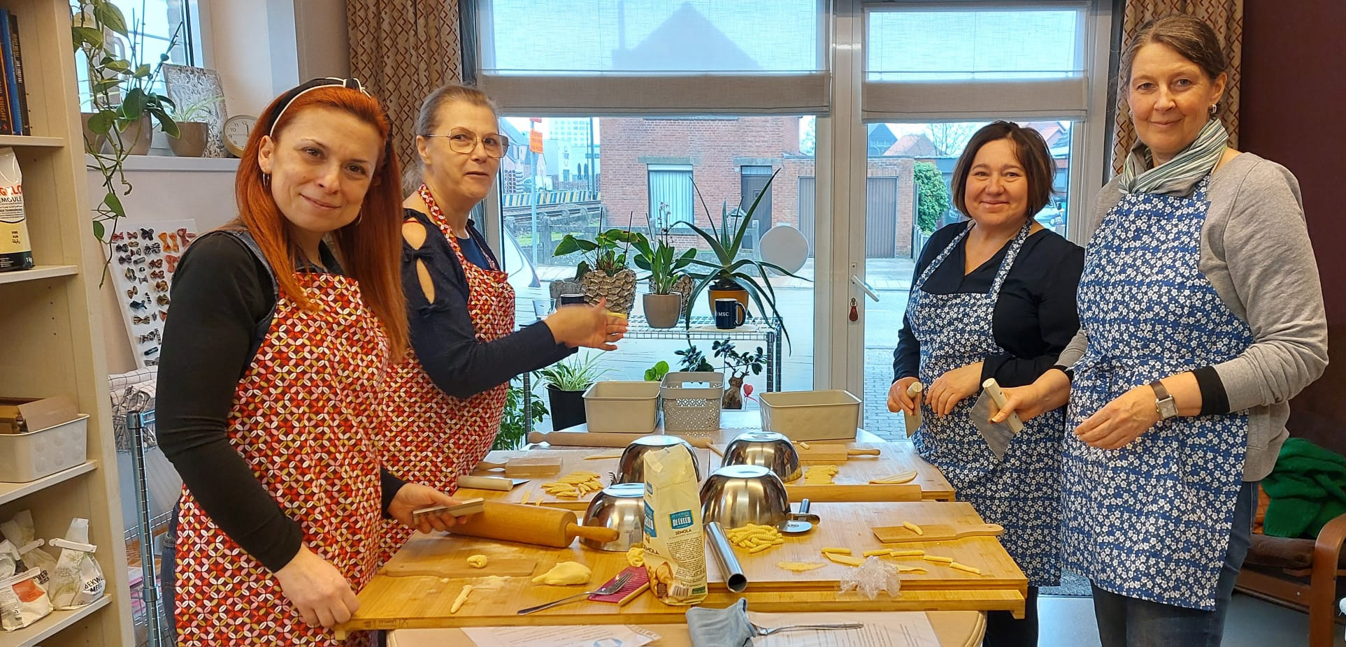 TEAMBUILDING: WORKSHOP PASTA MAKEN - Foto