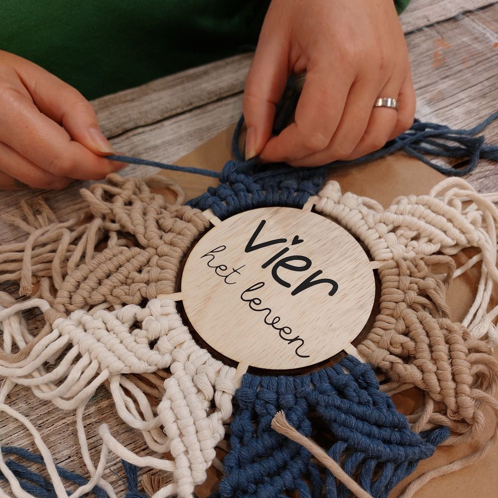 Workshop macramé decoratie voor een groep - Foto