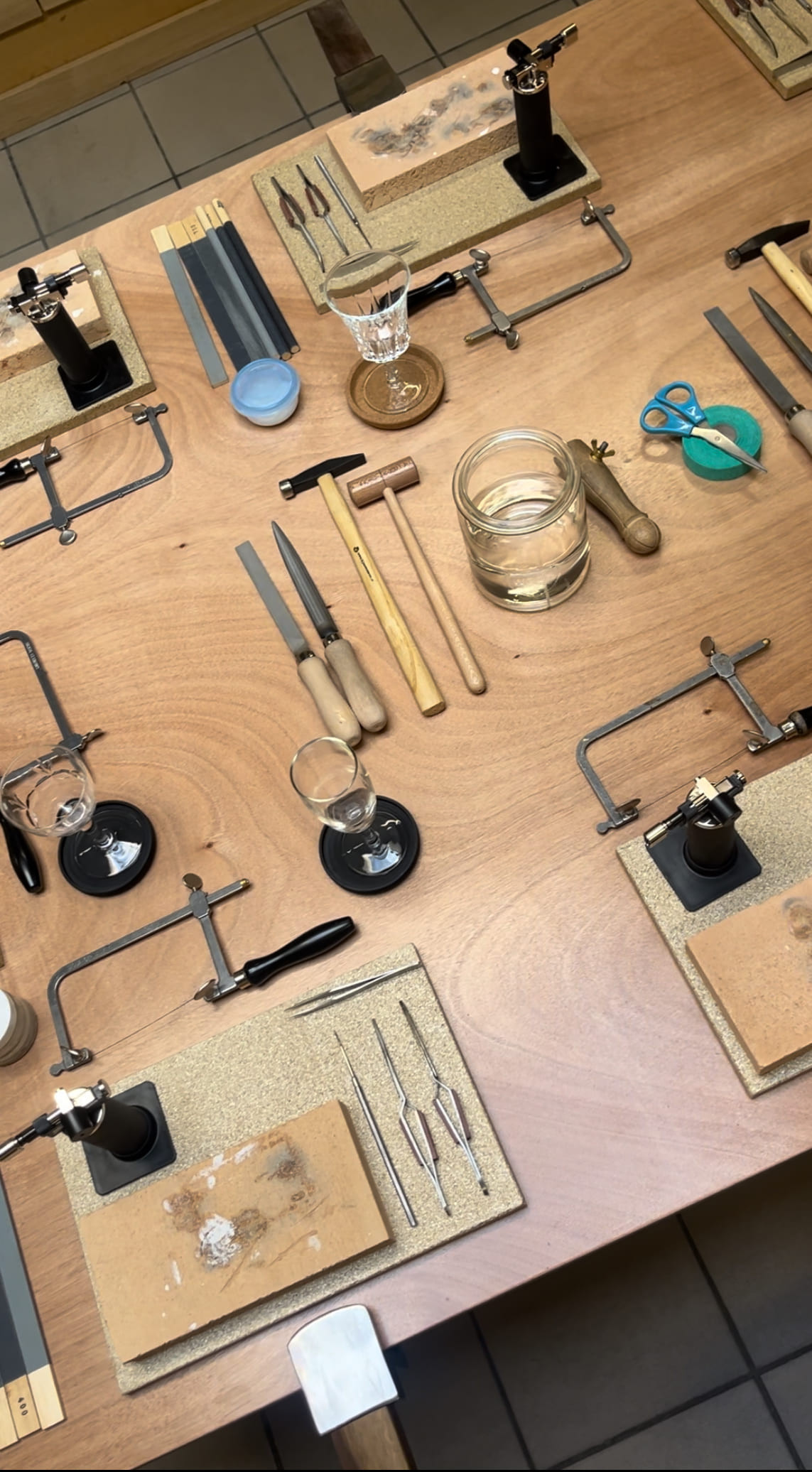 Vrijgezellen workshop - maak je eigen trouwjuweel - Foto