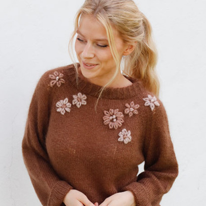 Stitch and bloom DIY kit