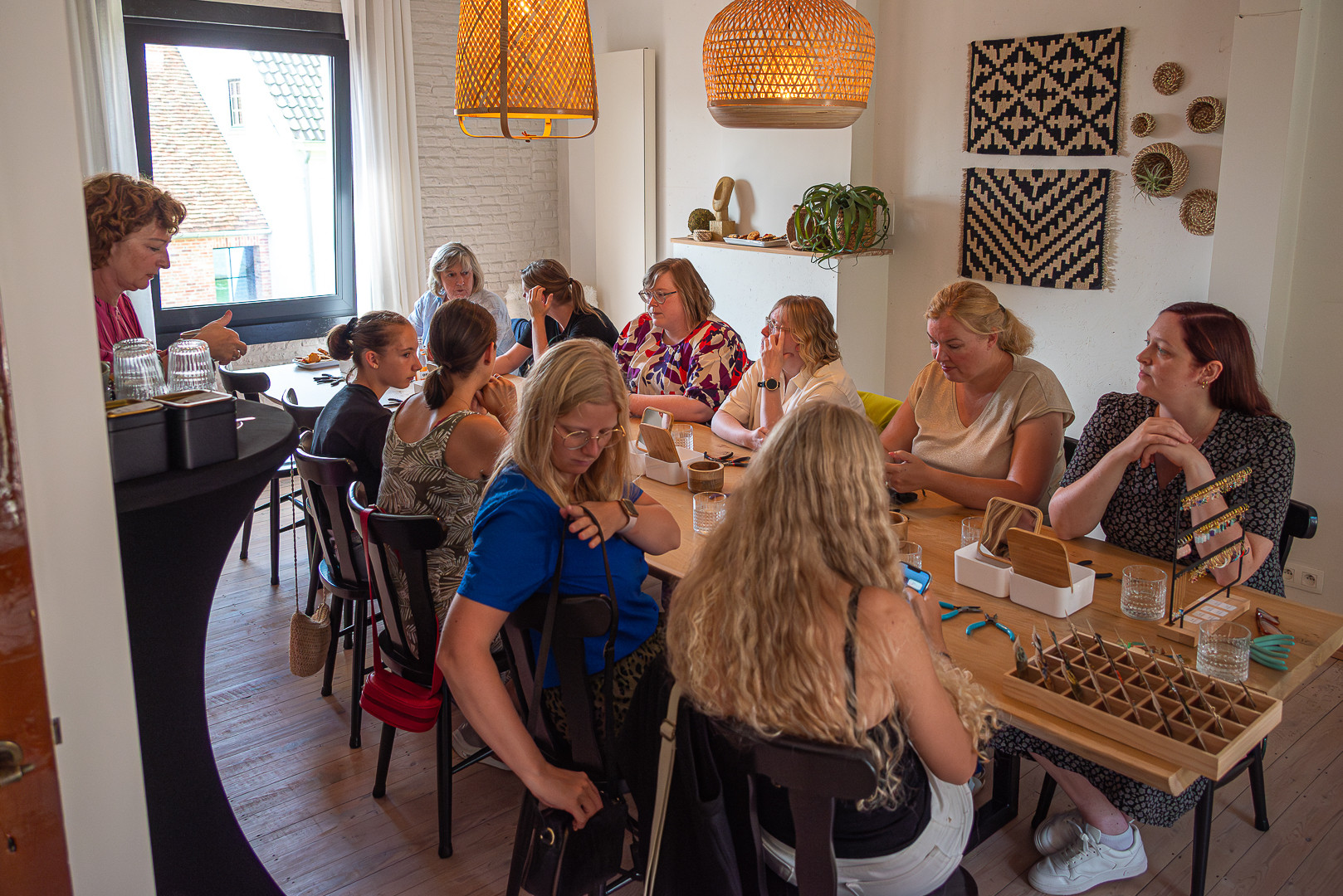 Maak je eigen oorbellen - Workshop voor privégroepen of teambuilding - Foto