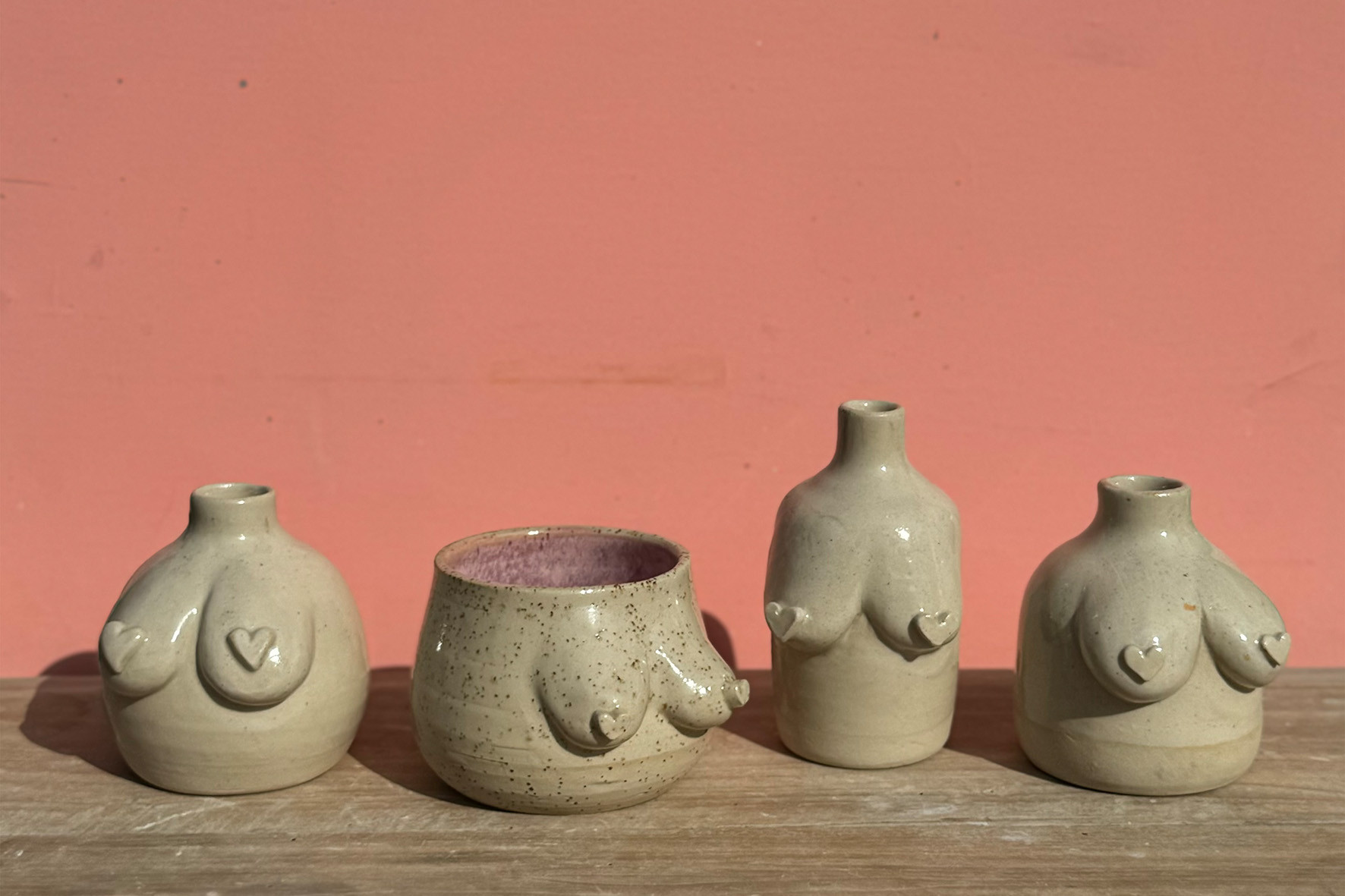 Curves & Clay: borsten tas (keramiek) - Foto