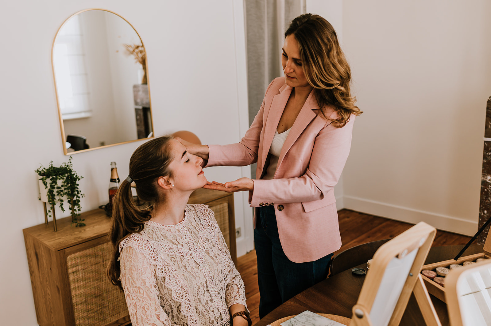 ✨ New Year Glow Make-up Workshop✨(Berchem, Antwerpen) - Foto