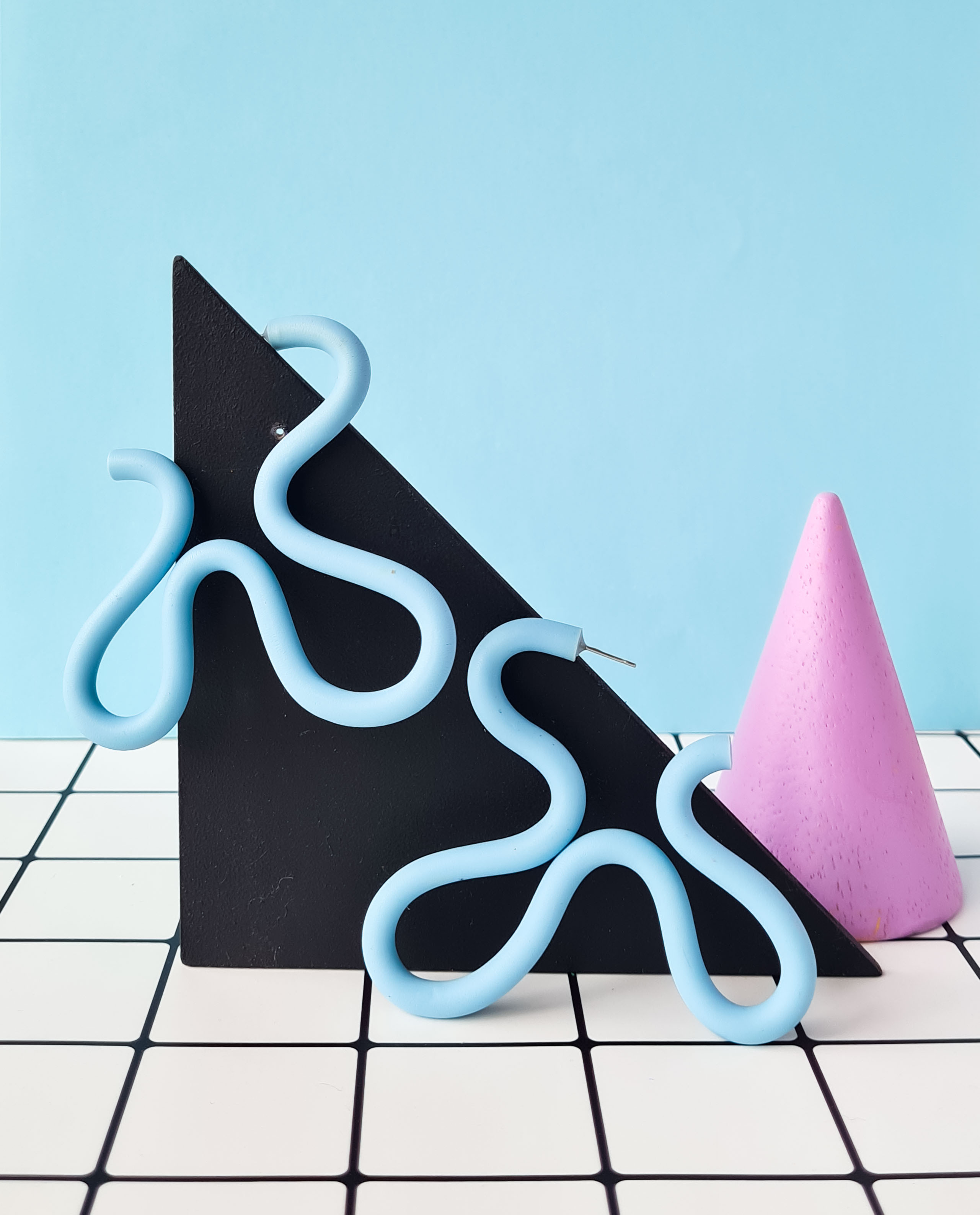 Statement juwelen uit polymeerklei - hoepel oorbellen - Foto