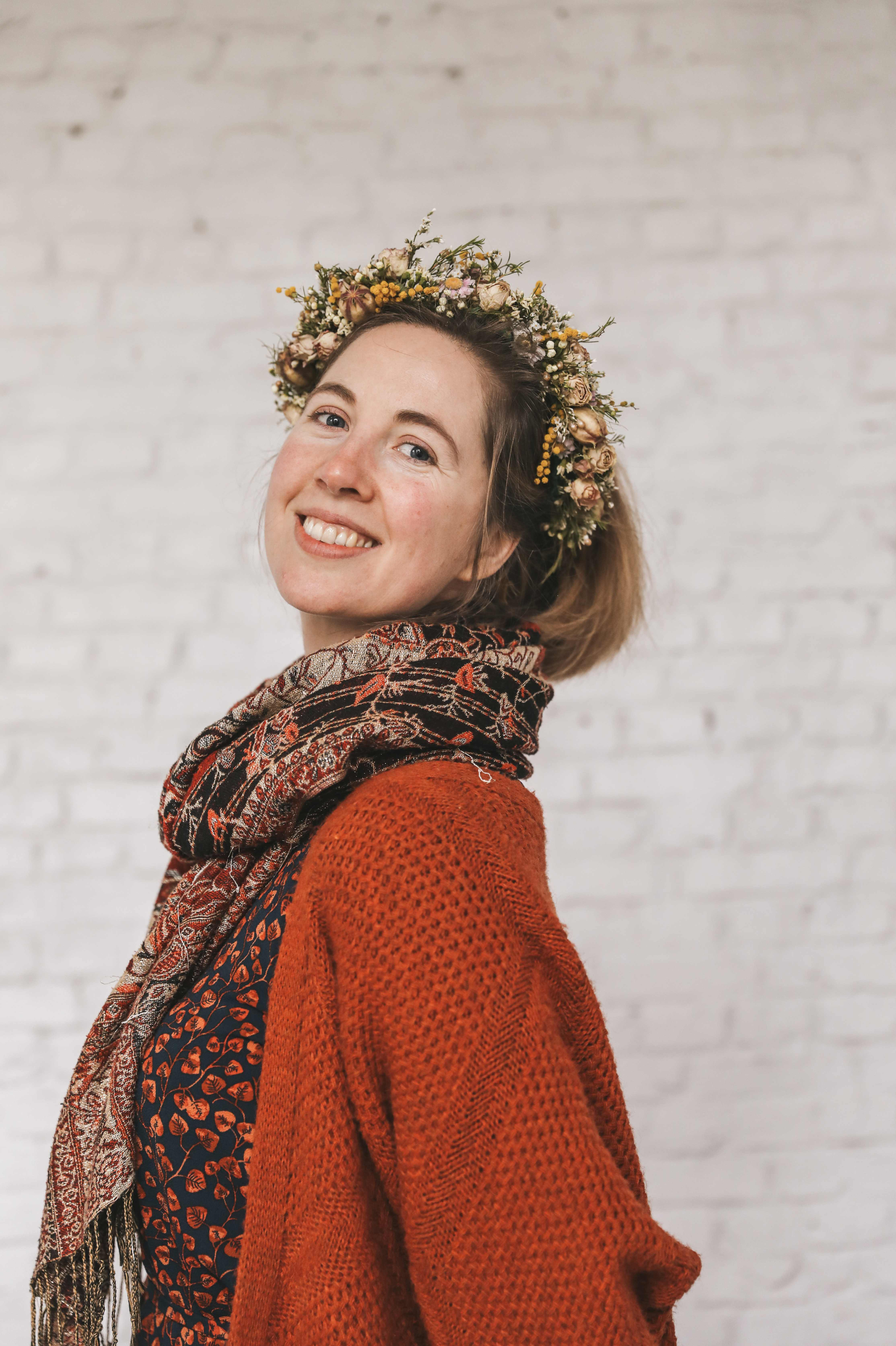 Combi droogbloemenkroon- en krans voor vrijgezellen - Foto