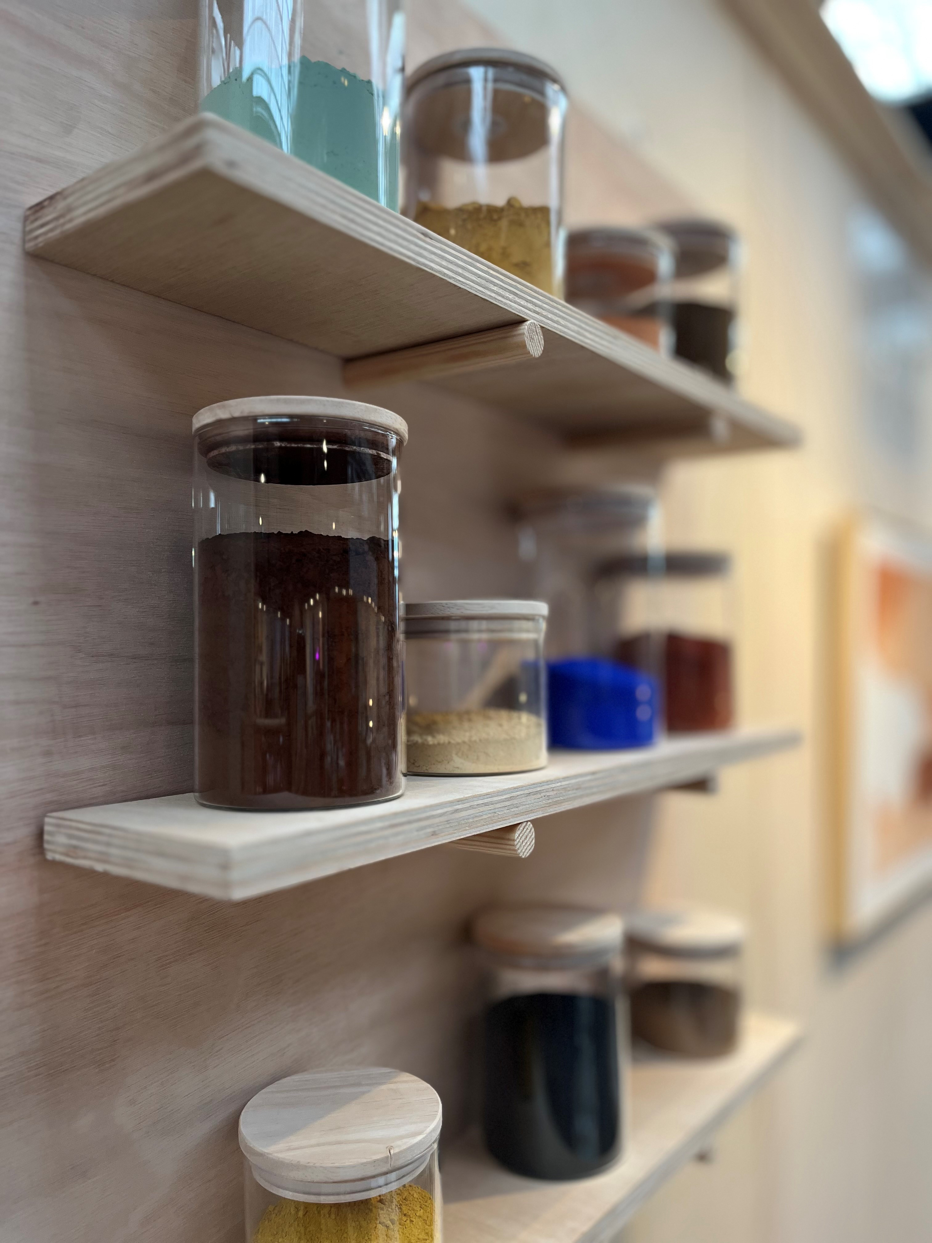 Maak je eigen Natuurlijke Verf - Foto