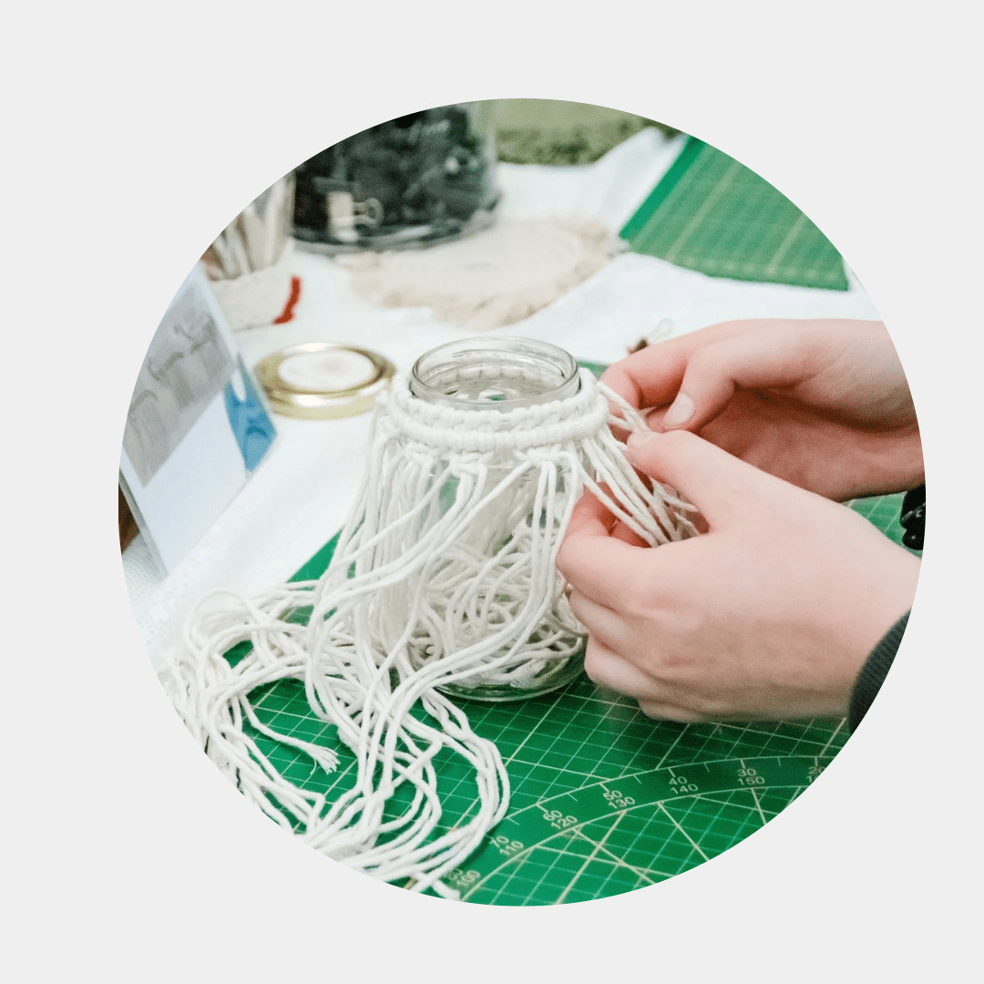 Diy Macramé groepsbox stralende lantaarn - Foto