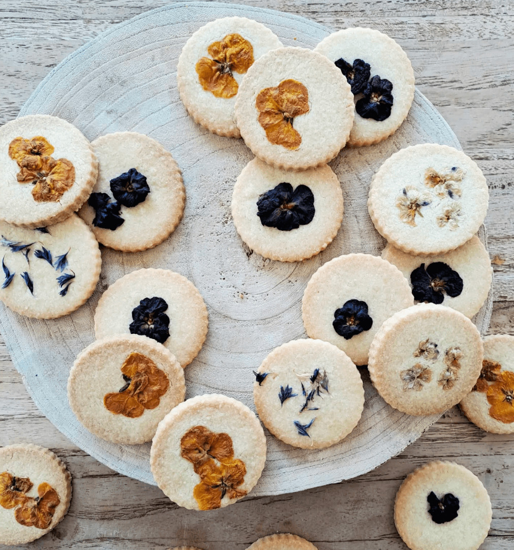 Koekjes versieren met royal icing - Foto