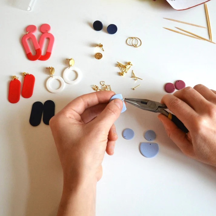 Online workshop oorbellen maken met polymeerklei - Foto