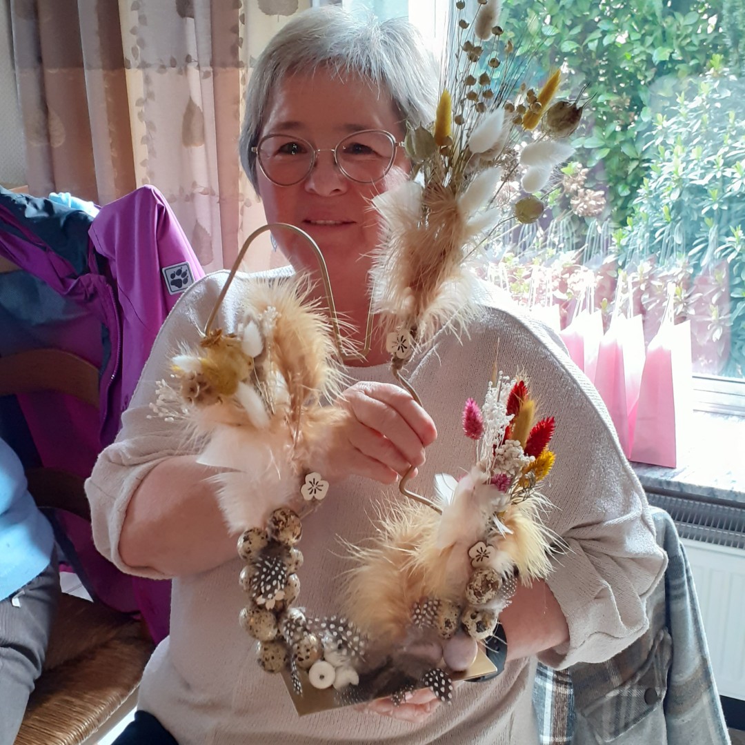 Workshop Paashaas met droogbloemen - Foto