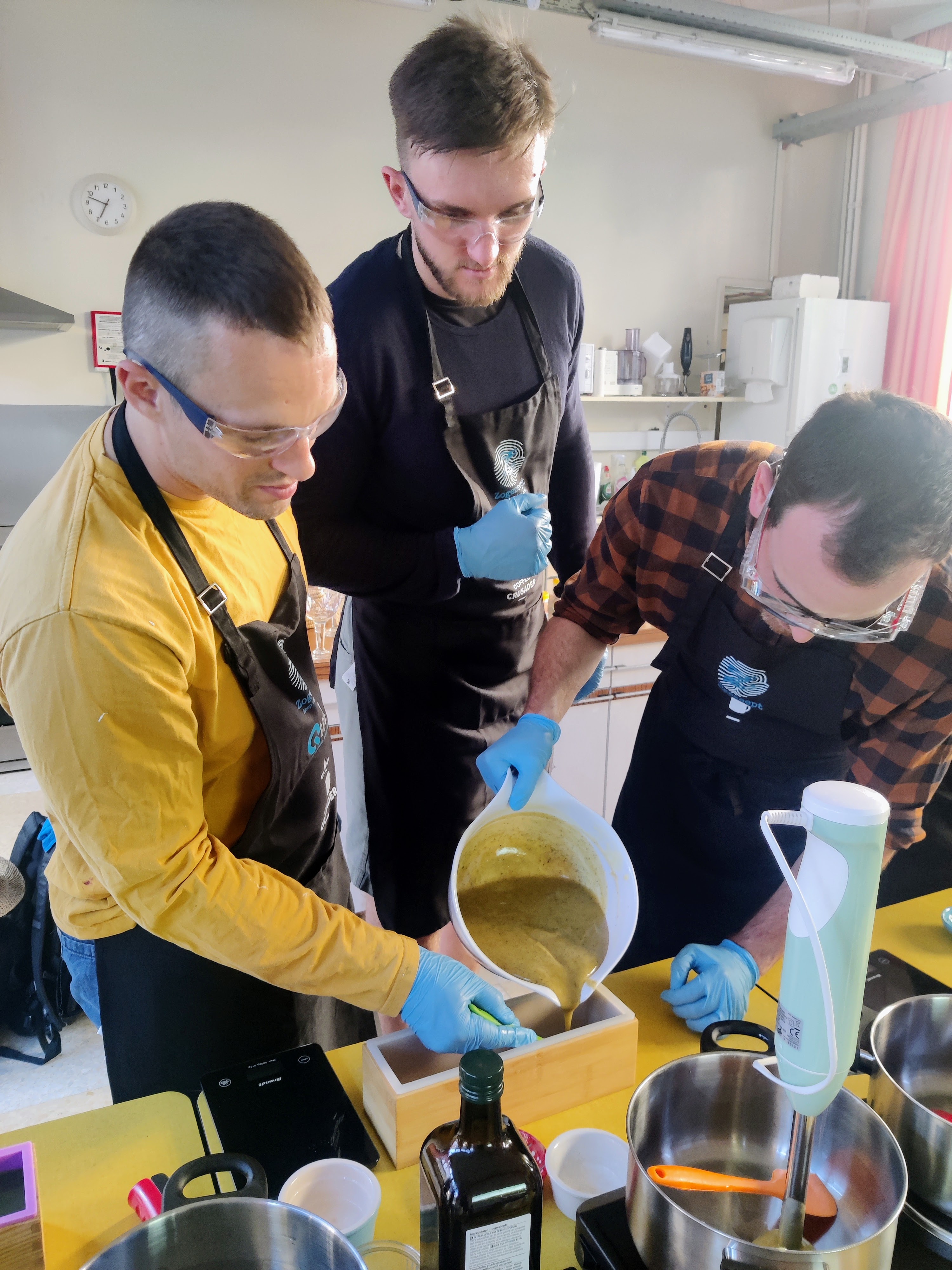 Workshop Zeep Maak een kilo zalige zeep - Foto