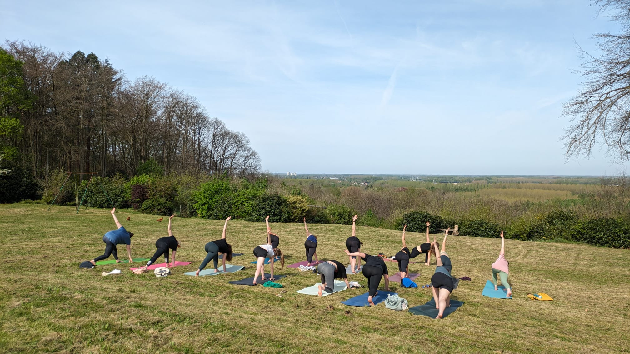 YOGA op het werk - Foto