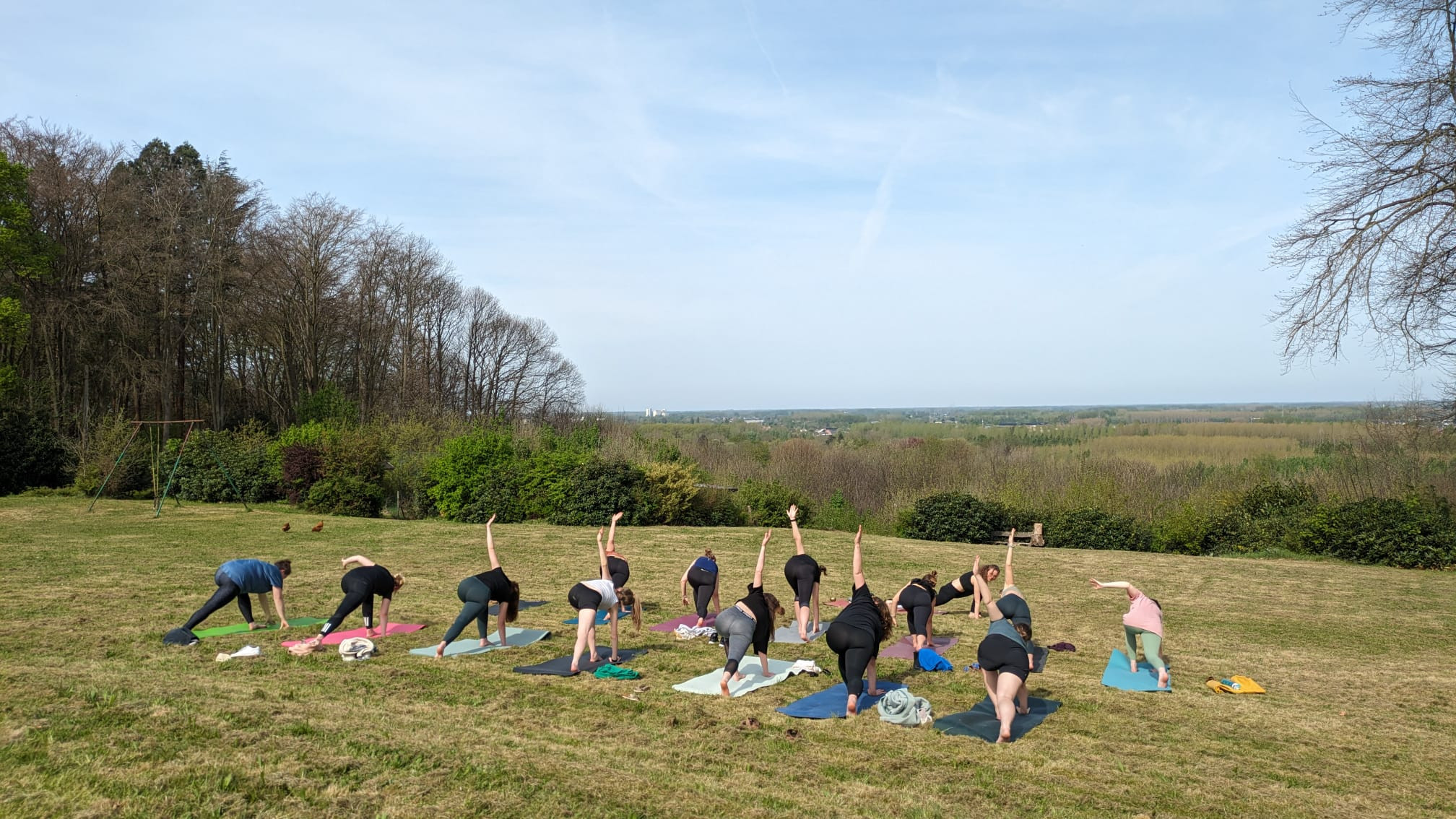 YOGA op het werk - Foto