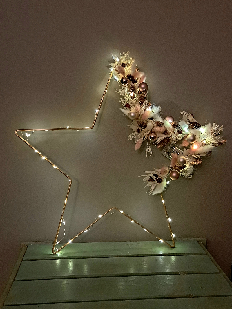 Kerstster Floral Hoop - Foto