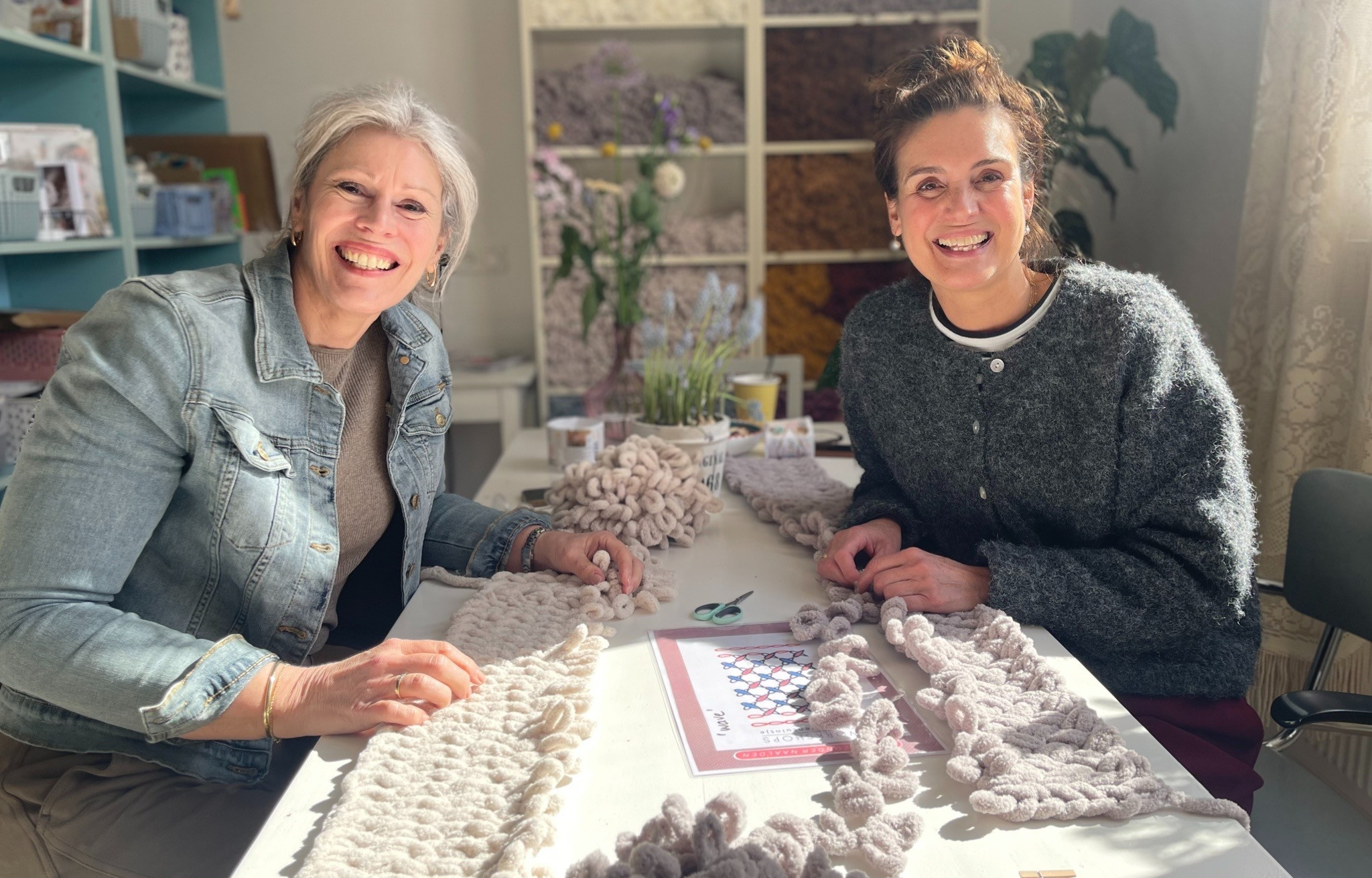 P L A I D  breien zonder naalden - Foto