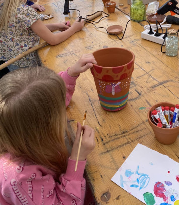 🎨 Creatief Bloempotjes Feestje – Kinderworkshop