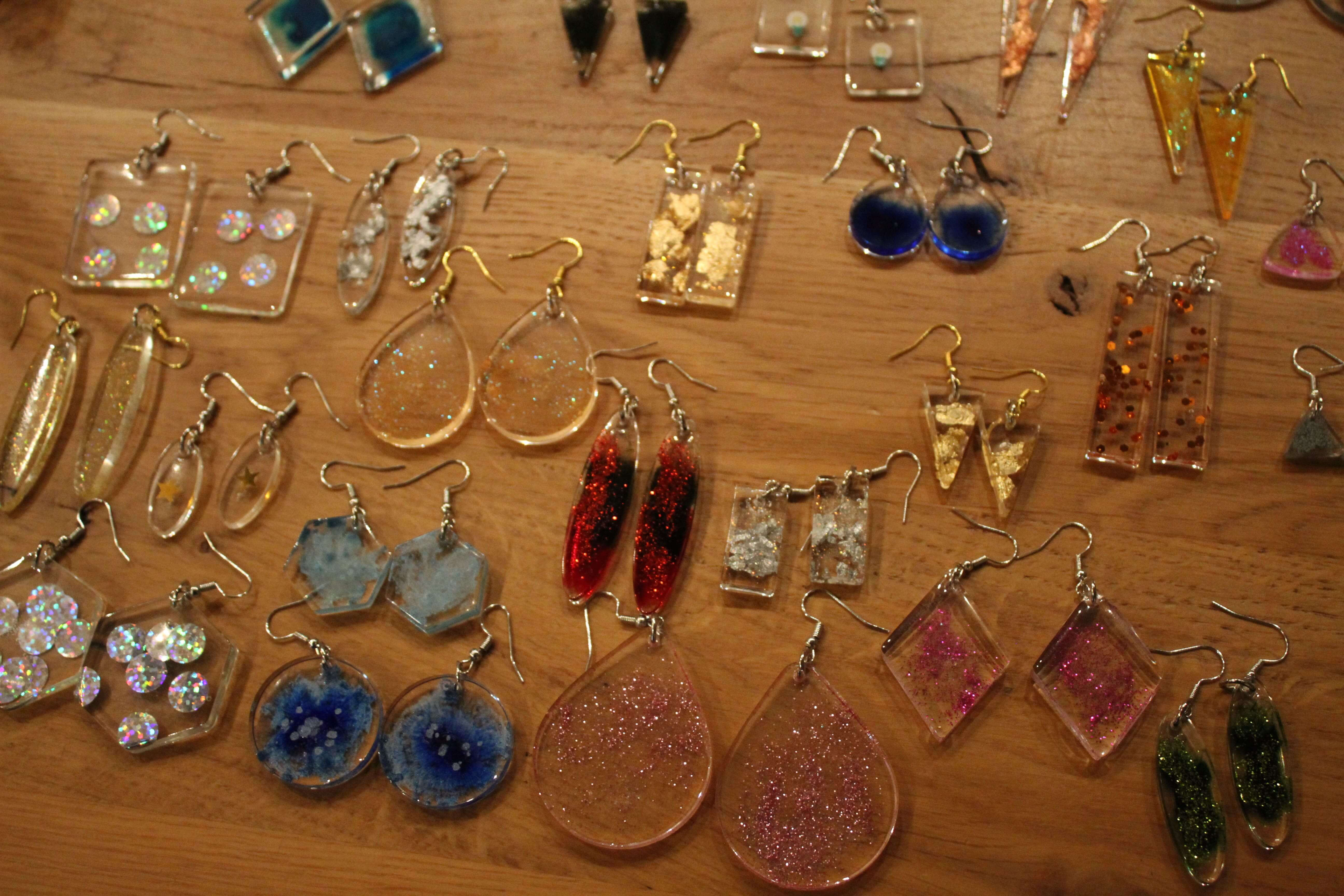 oorbellen en/of (sleutel)hangers - Foto