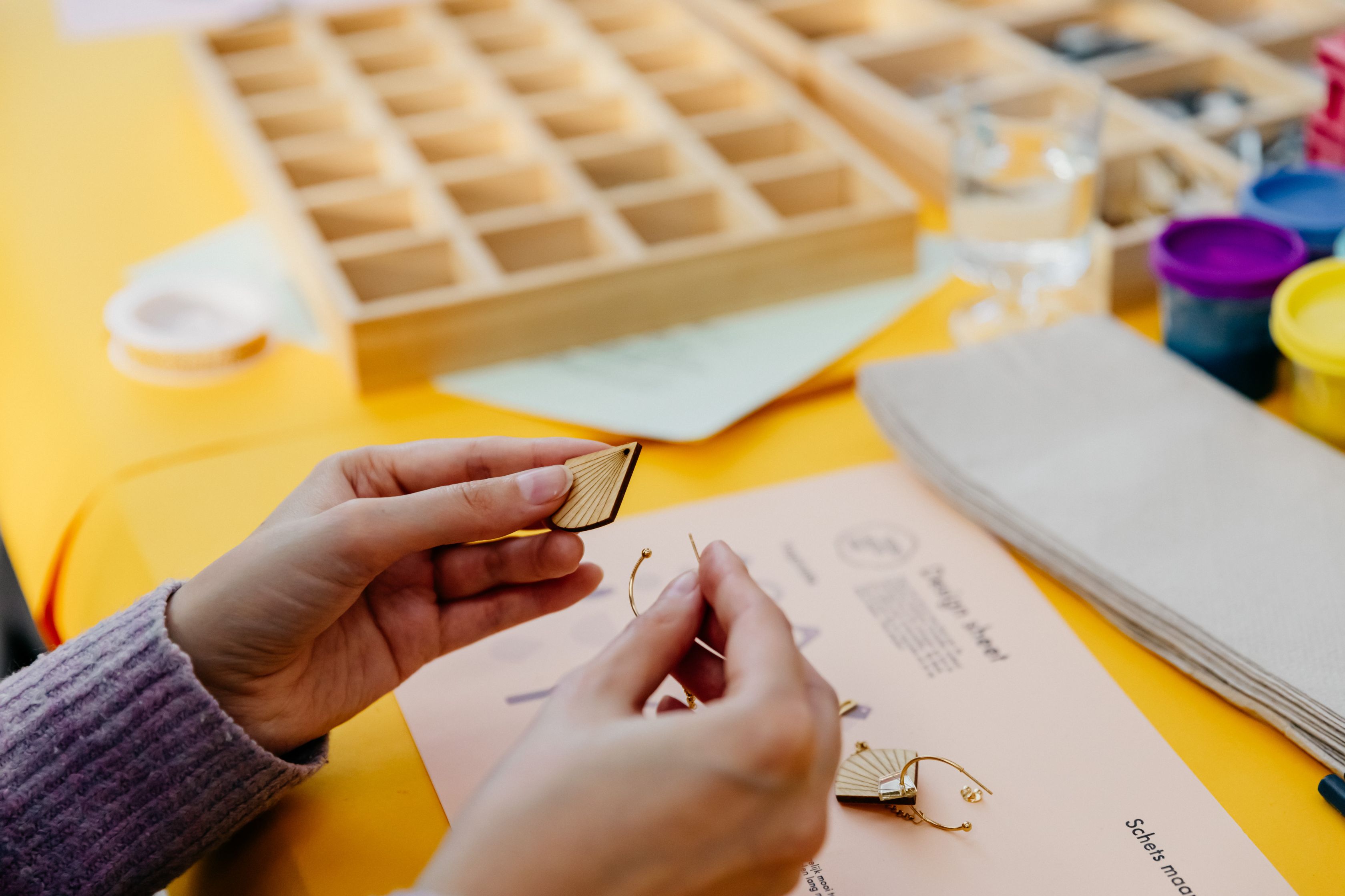 Workshop Modulaire Sieraden maken: Oorbellen of Ketting - Foto