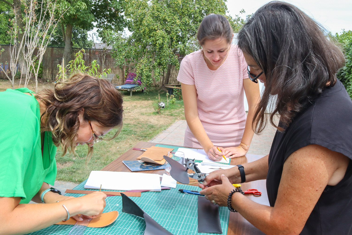 Lederen sandalen op maat maken - Foto