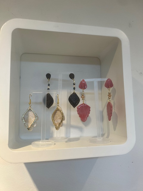 Juwelen maken uit polymeerklei (fimo) - Foto