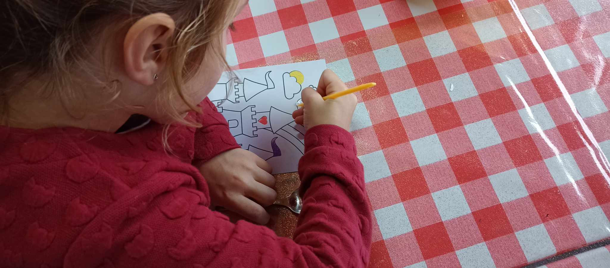 toveren met zand - Foto