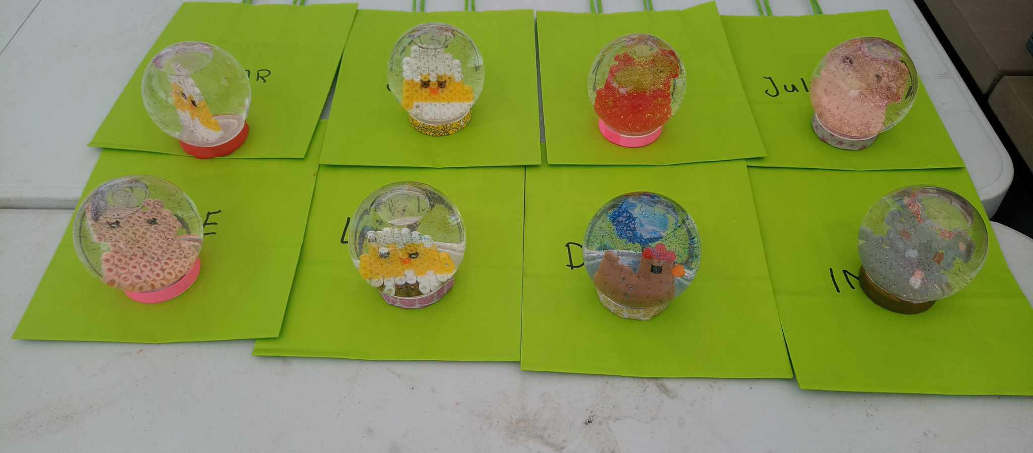 Schud & Straal – Maak je Eigen Schuddebol - Foto