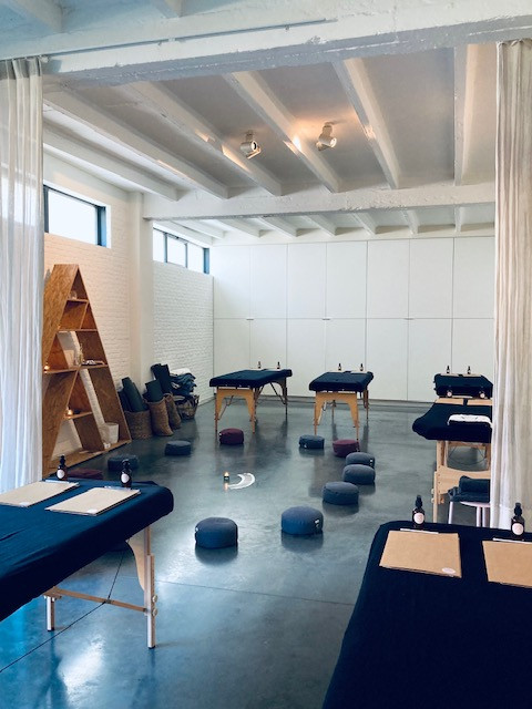MASSAGE WORKSHOP - Relax & Connect - - Foto