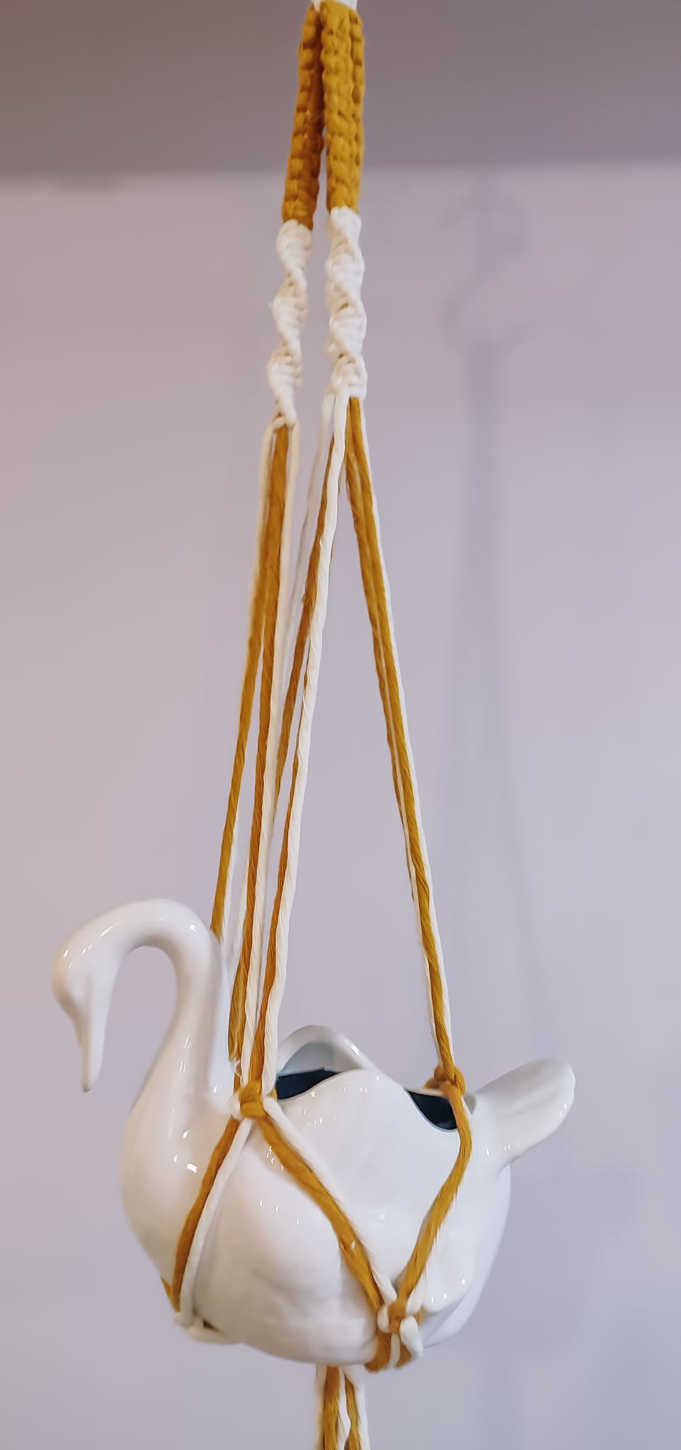 Macramé Vrijgezellenworkshop: knoop samen aan een uniek aandenken - Foto