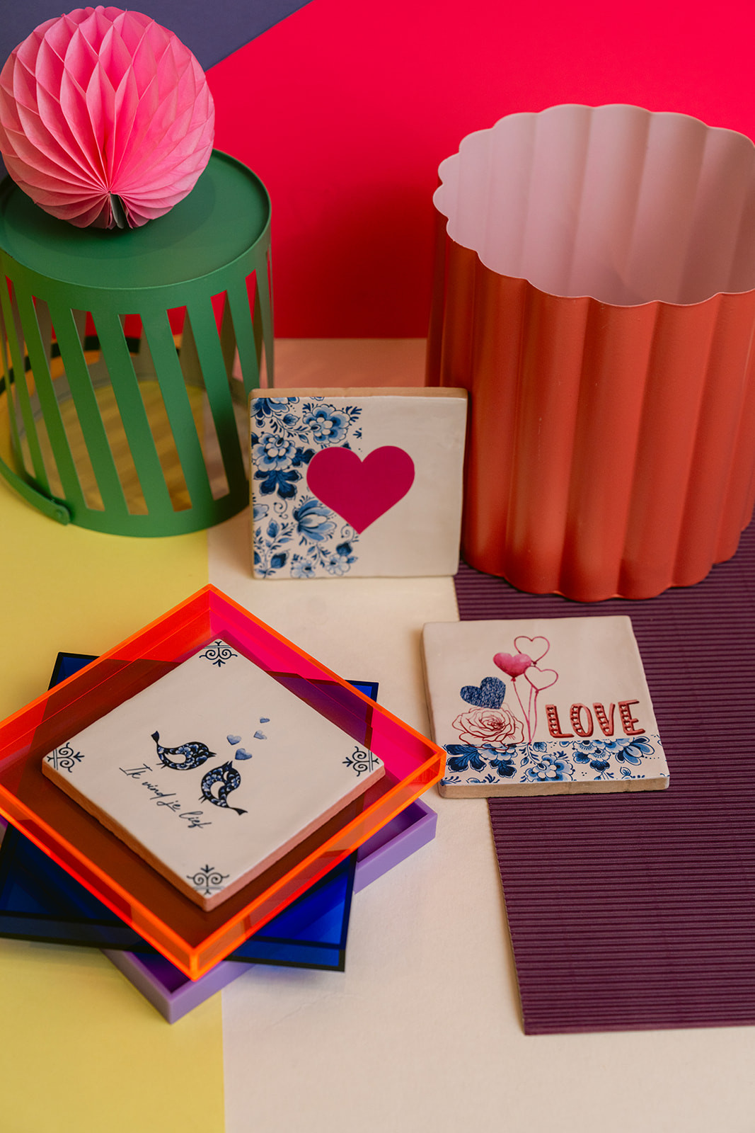 Maak je eigen, unieke tegel in een kleurrijk lijstje en geniet ondertussen van het lekkers van La Sala - Foto