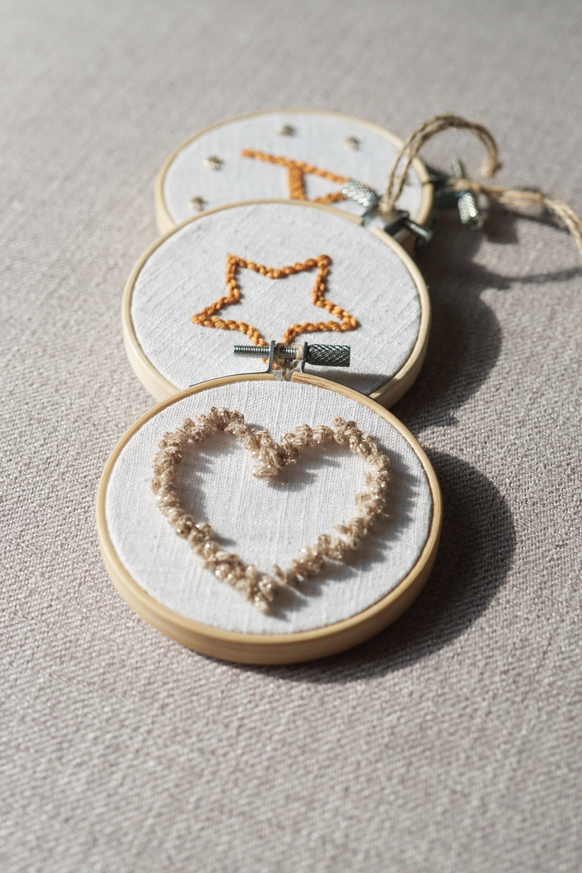 Walk-in workshop Punch Needle kerstboomhanger - Foto