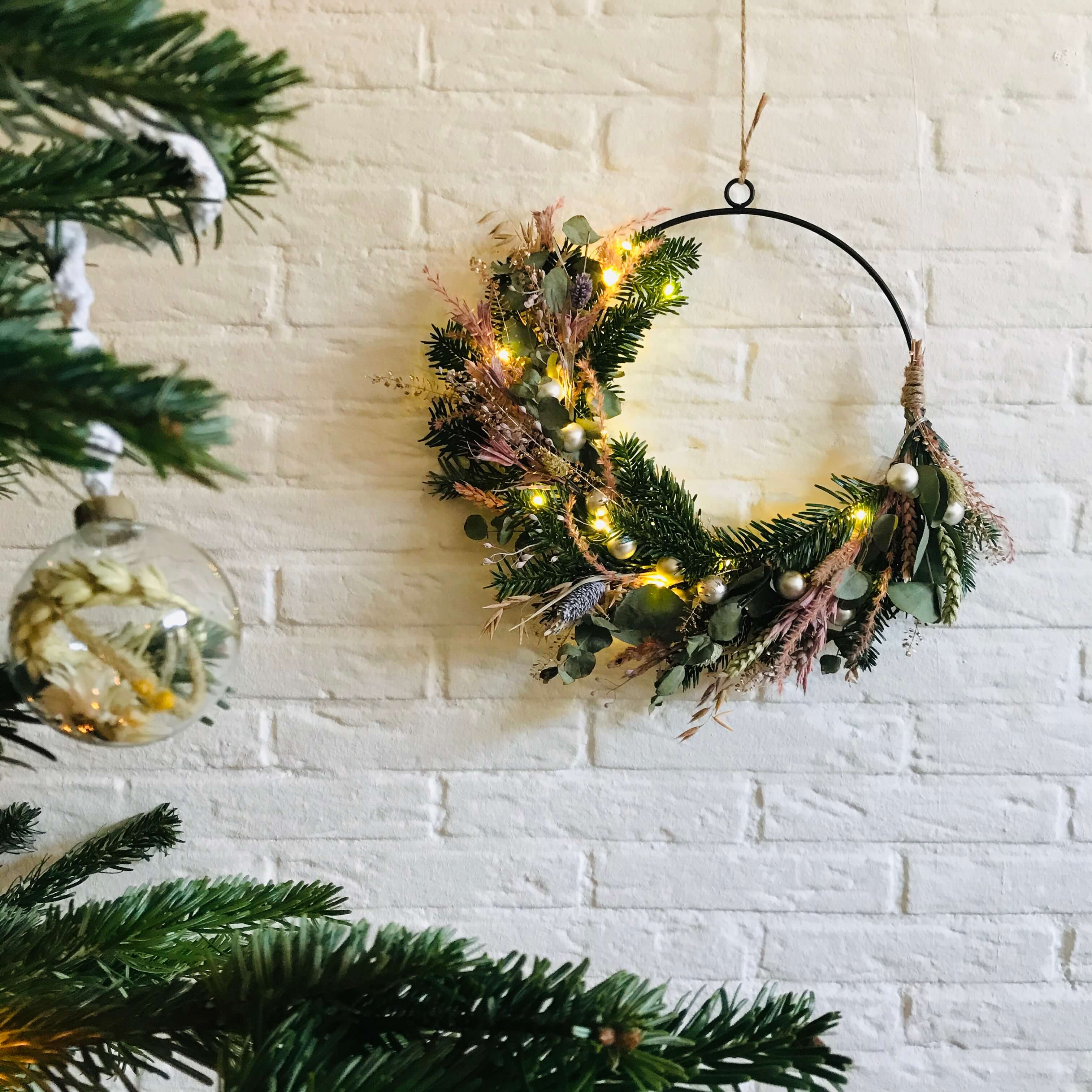 Workshop kerstkrans droogbloemen - 3 december 2025 - Zwolle - Foto