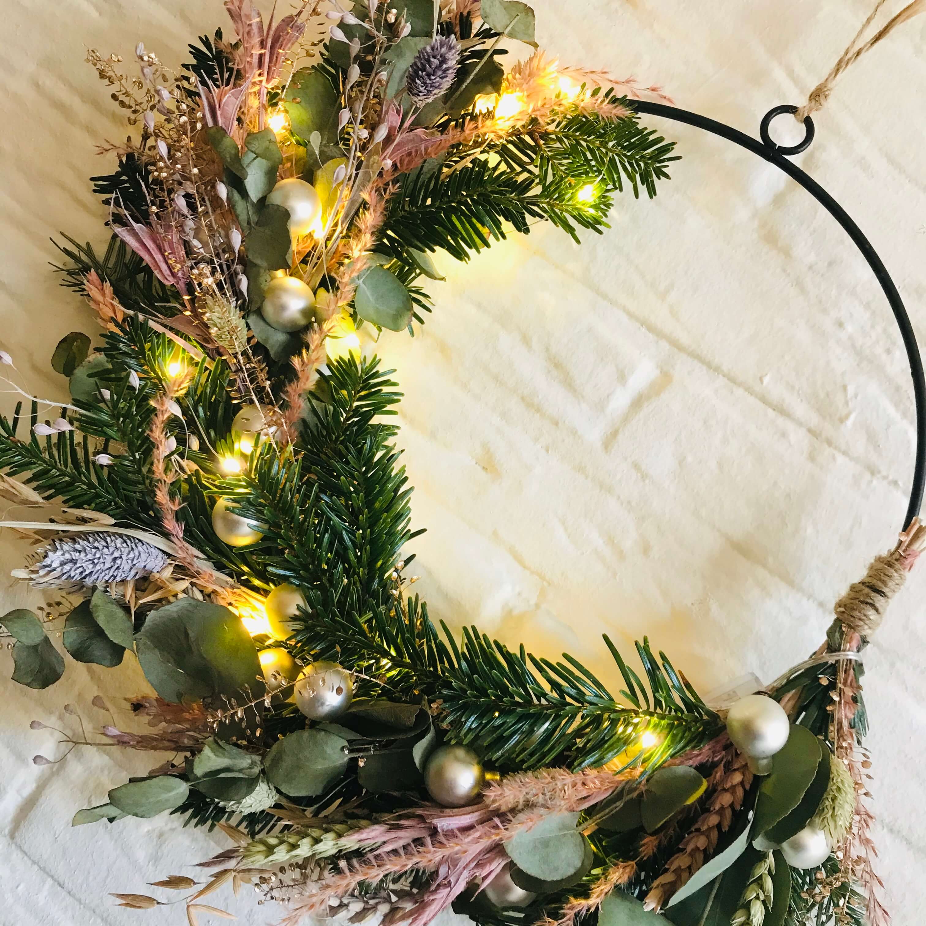 Workshop kerstkrans droogbloemen - 13 december 2025 - Zwolle - Foto