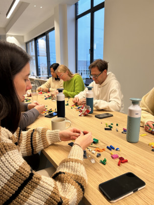 Je team in verbinding brengen door middel van LEGO Serious Play